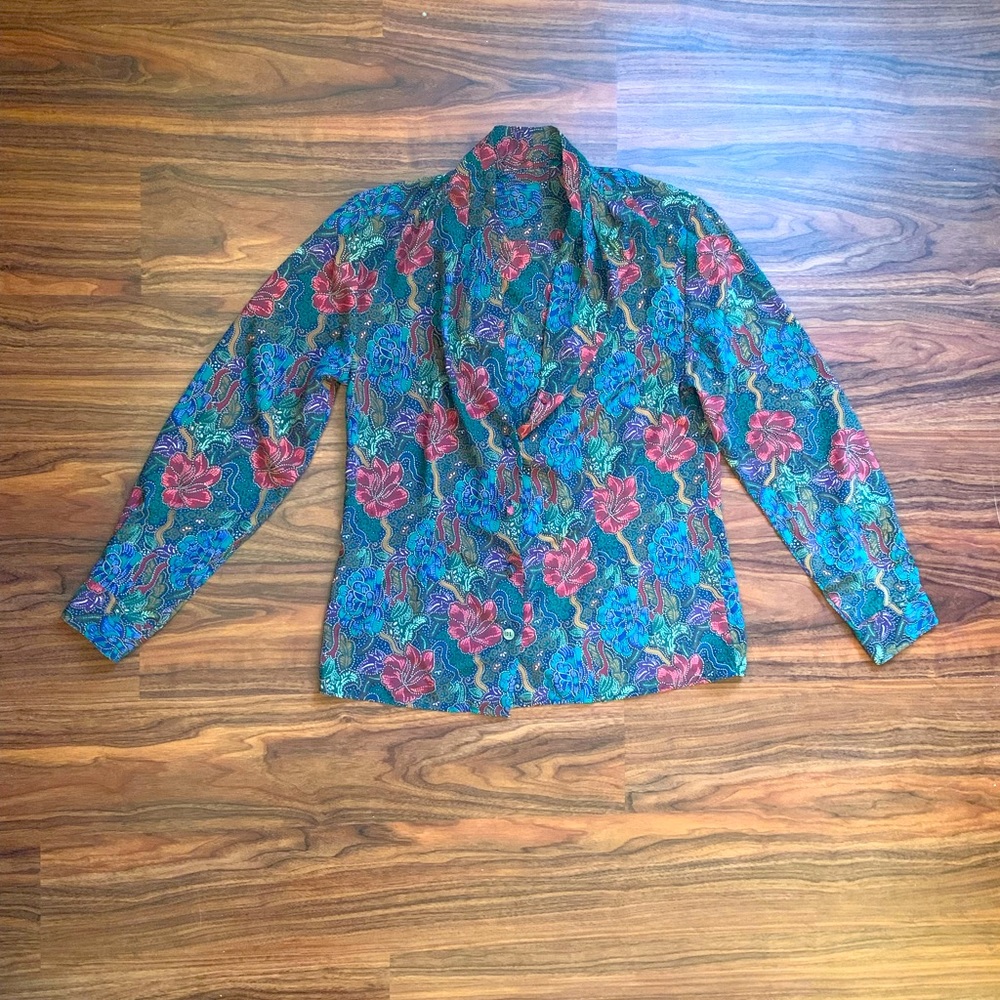 Women’s Vintage Shirt, Size 6/8
